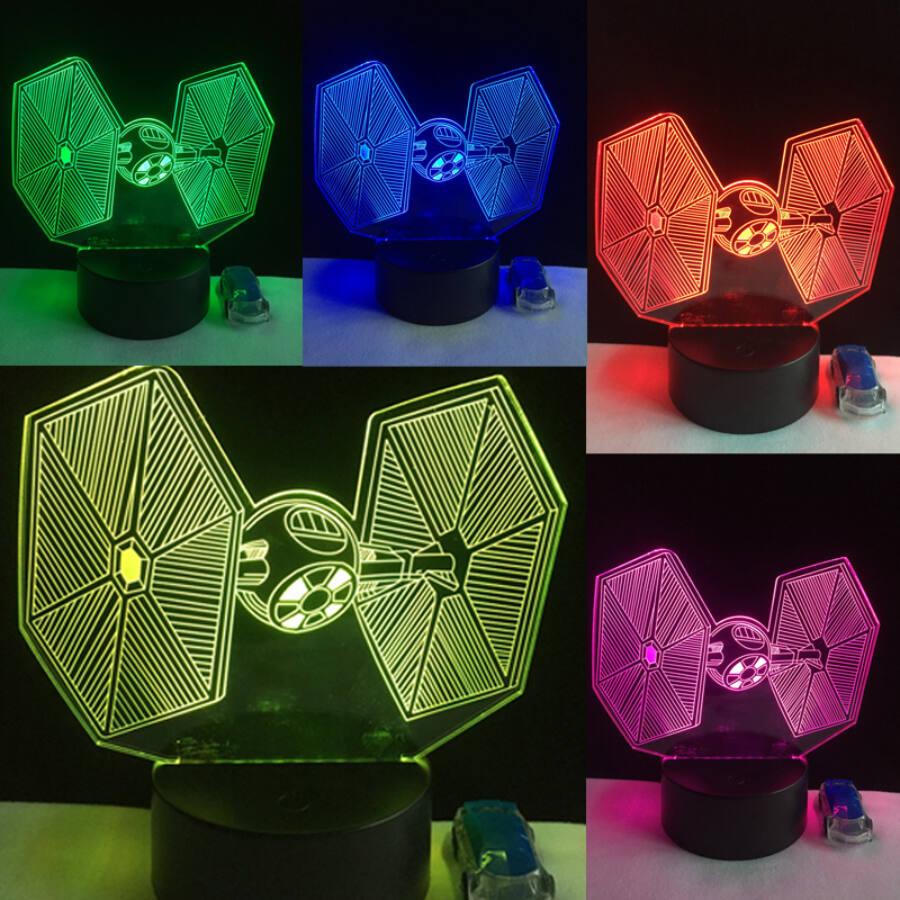 3D HATÁSÚ ÉJSZAKAI TÖBBSZÍNŰ LED LÁMPA STAR WARS Tie Fighter