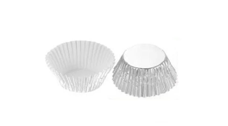 Ezüst muffin papír 5 cm 20 db