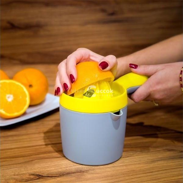 Kézi facsaró citrusfélékhez