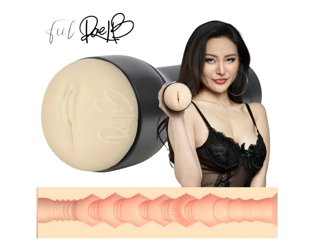 Kiiroo Rae Lil Black - műpunci - PowerBlow kompatibilis (natúr)