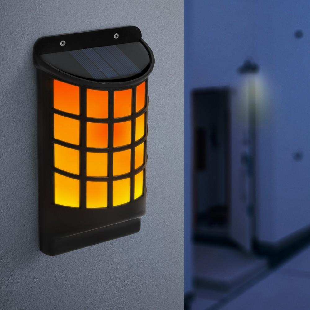 LED-es szolár fali lámpa - lángeffekttel - fekete, rácsos - 18 x 10 cm 112446