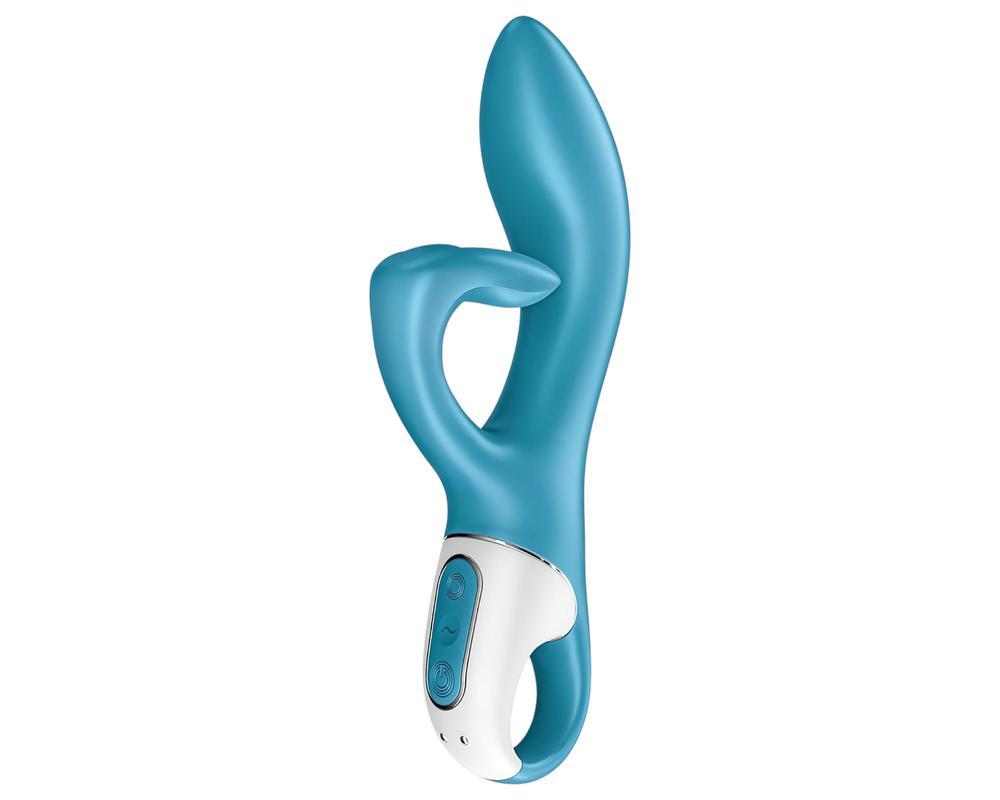 Satisfyer Embrace Me - akkus, csiklókaros vibrátor (türkiz)