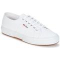 Superga Rövid szárú edzőcipők 2750 CLASSIC Fehér 39