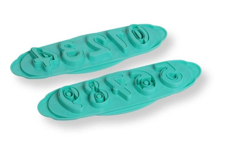 Számok műanyag fondant kiszúró tortadíszítéshez